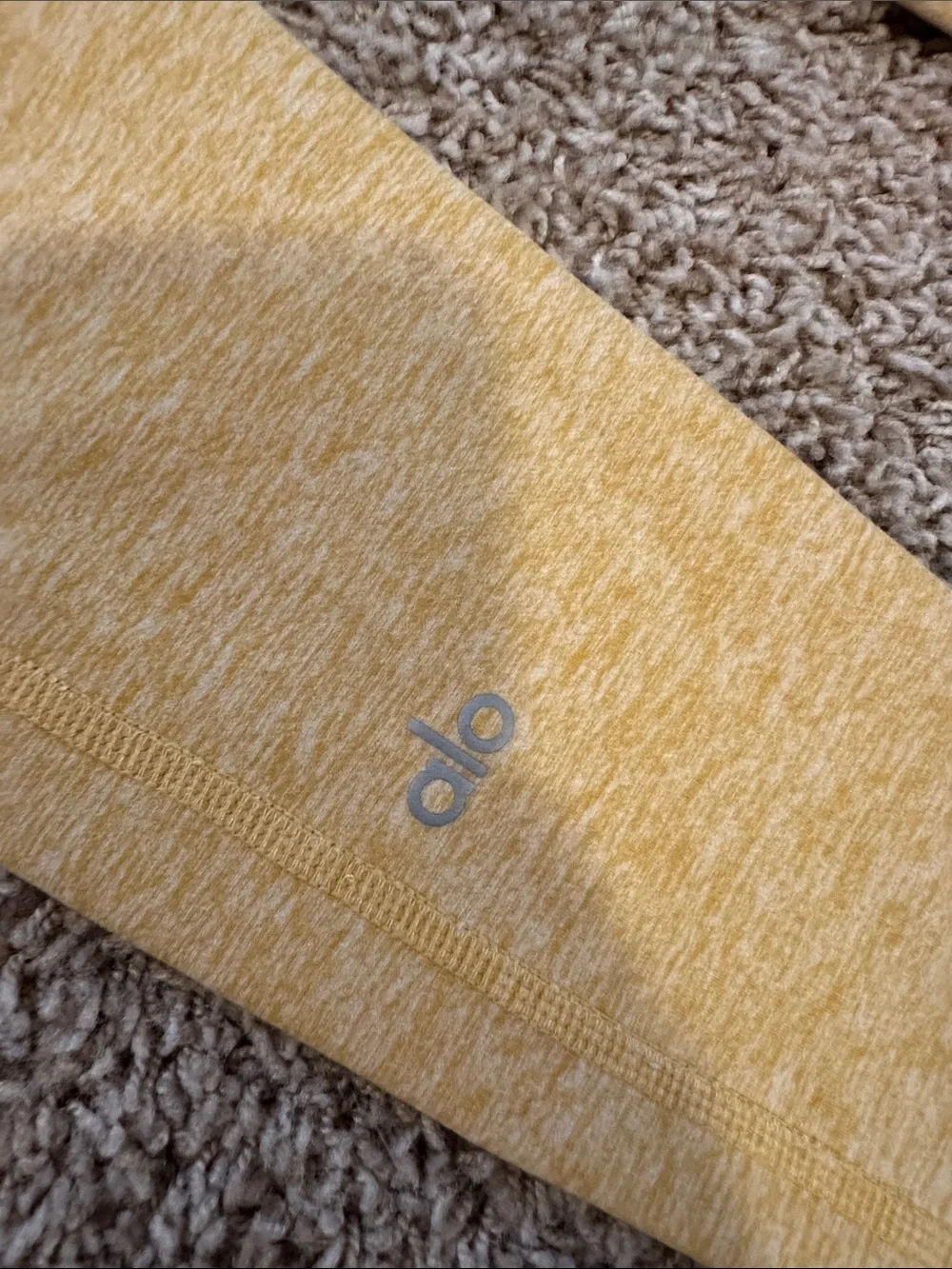 ALO Yoga Women's Soft Lounge Leggings Tuscan Sun Heather Yellow Athleisure  XS
